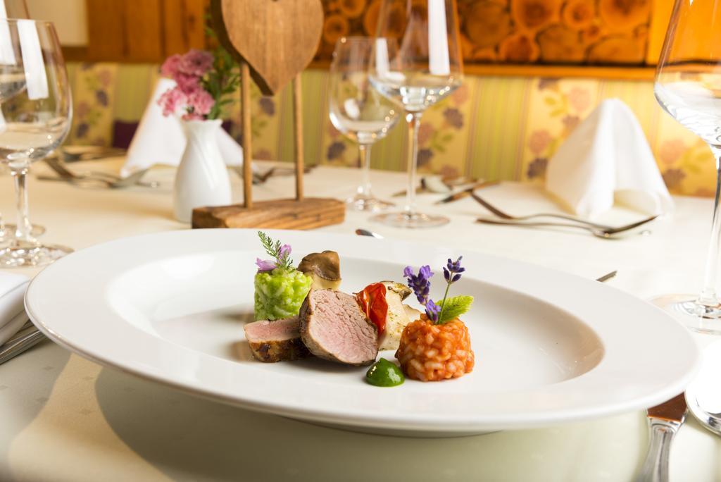 Hotel Muhr Pöllauberg Zewnętrze zdjęcie